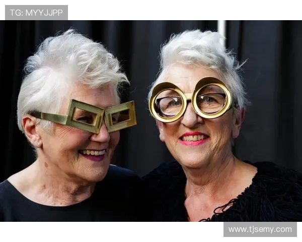 看了10遍才明白!《XXX》里那个不起眼的小角色,才是最大赢家!